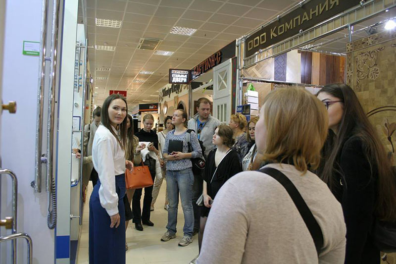 Дизайн-экскурсии: эргономика кухни и импортозамещение в мебельной индустрии
